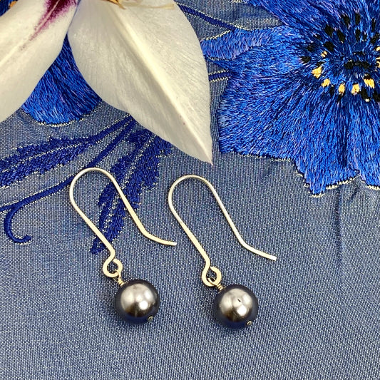 Gray pearl and silver drop earrings